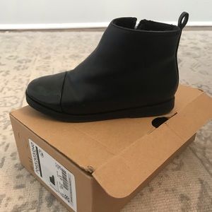 Zara girls bootie size 26 (9.5 )